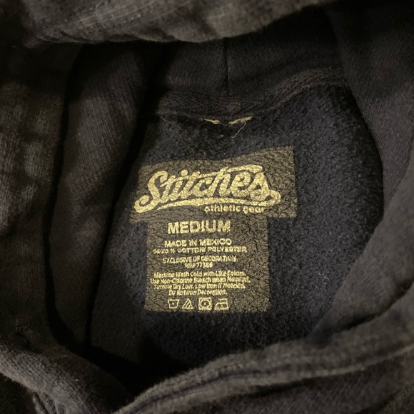 Red Sox hoodie - Picture 3 of 3